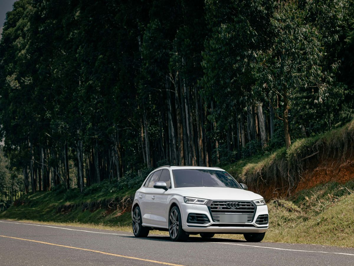 Автомобиль Audi